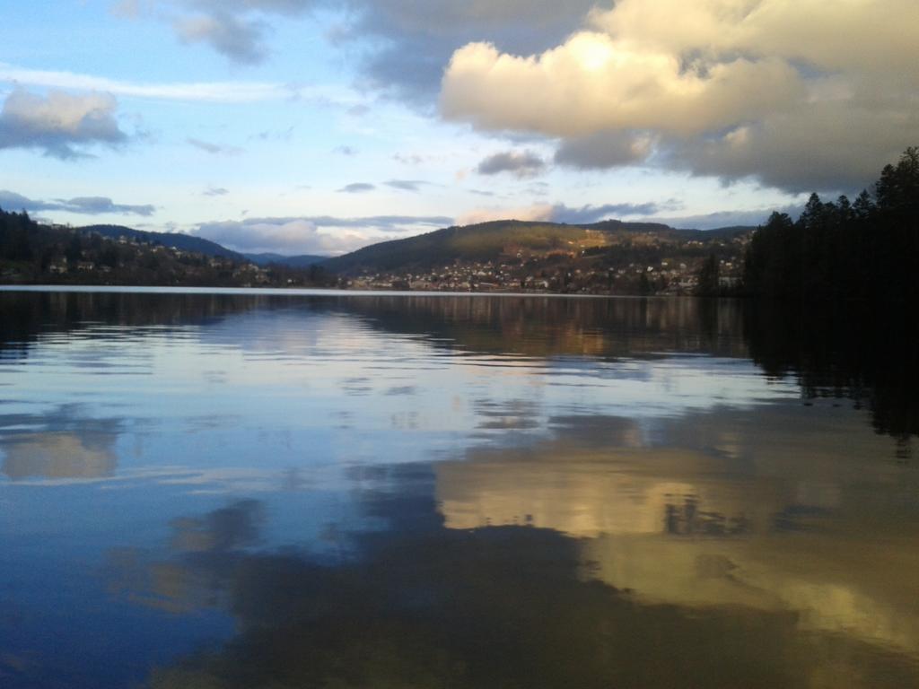 Appart'Hotel Lido Au Bord De L'Eau Gérardmer Buitenkant foto